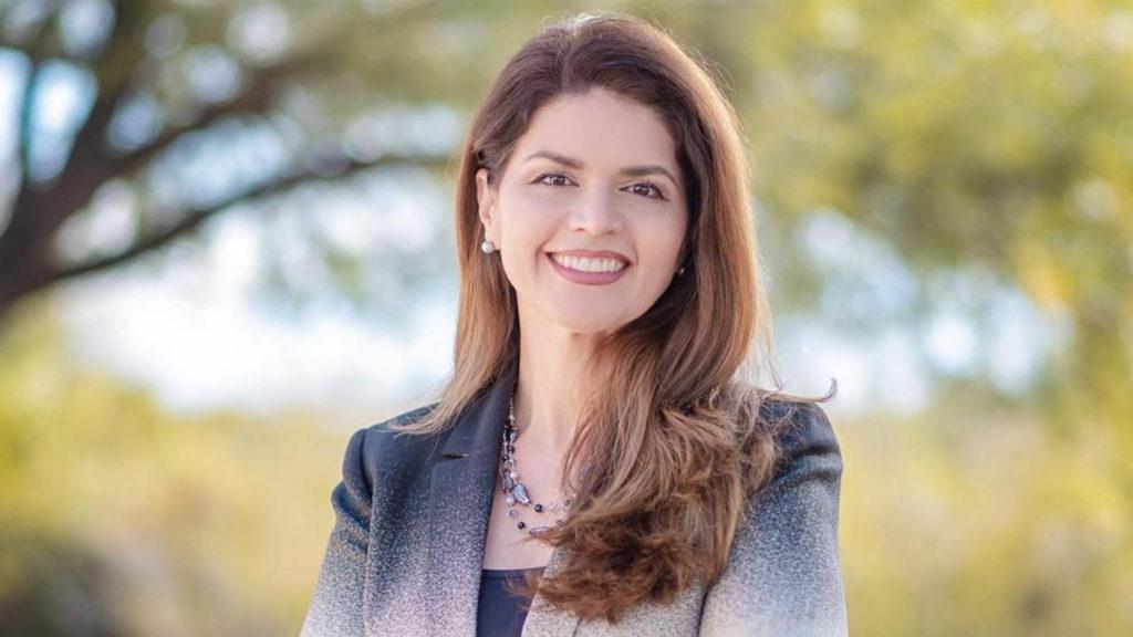 Declaraciones de la alcaldesa Regina Romero. Hola! Tucson Mgz