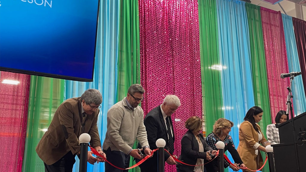 En comunidad marzo 2022. Congratulations to #CISGlobal @nVent on the grand opening of your #Tucson expansion.