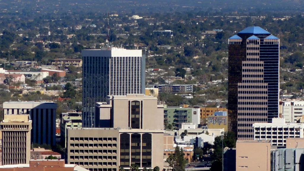 CLIMAS ESQUIZOFRÉNICOS ABRIL 2022 Hola Tucson Mgz