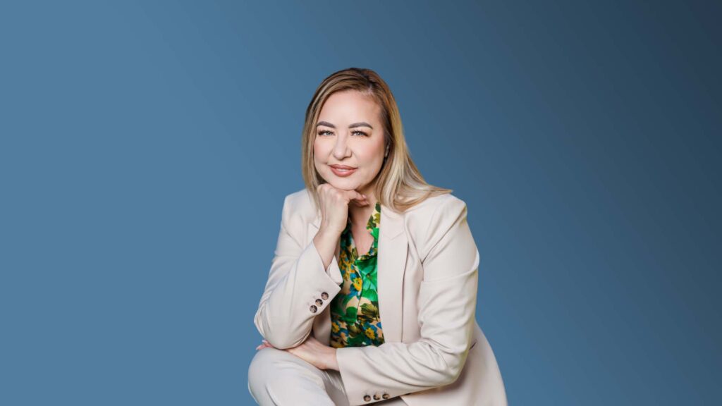 Janeth Domínguez Hola Tucson Mgz