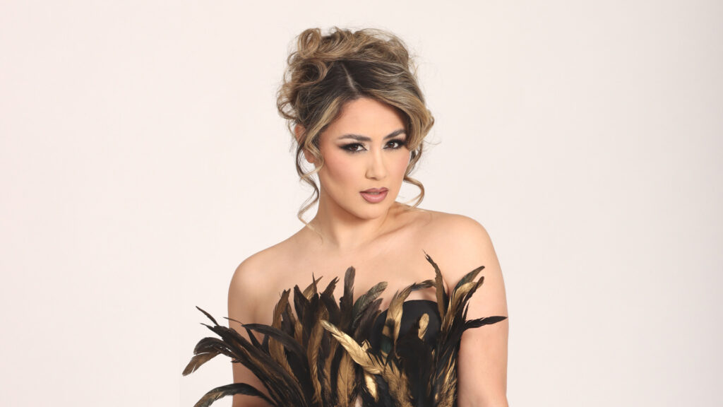 Hazel Picaso Hola Tucson Mgz febrero 2023