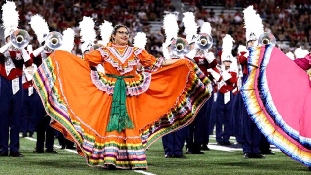 Deportes mes de la herencia hispana Hola Tucson Mgz