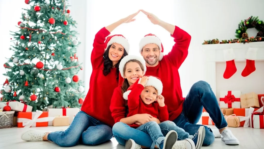 Feliz Navidad y Año Nuevo 2024 Hola Tucson Mgz