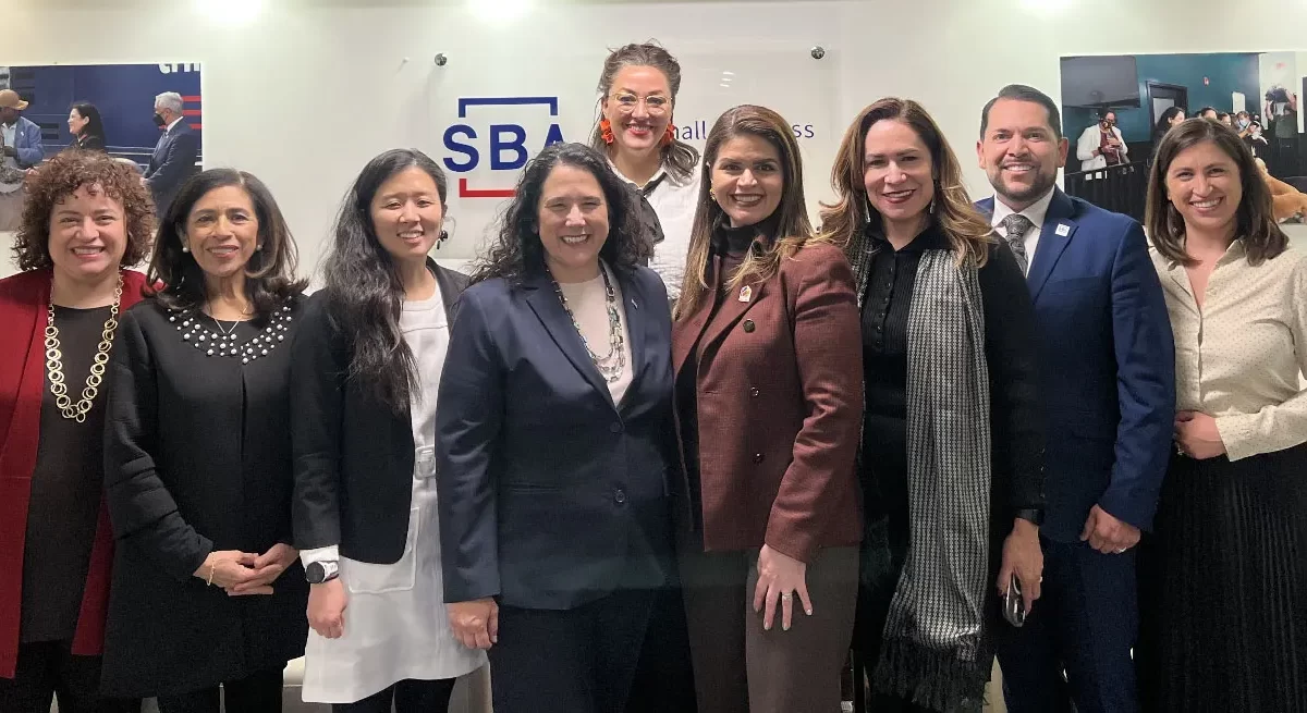 En comunidad febrero 2024 Hola Tucson Mgz