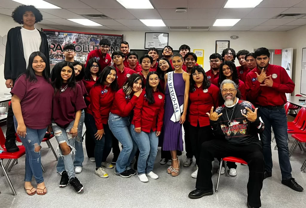 La liga de Ciudadanos Latinoamericanos Unidos (LULAC) fue creada en 1929 en Corpus Christi, Texas, por tres organizaciones mexicoamericanas