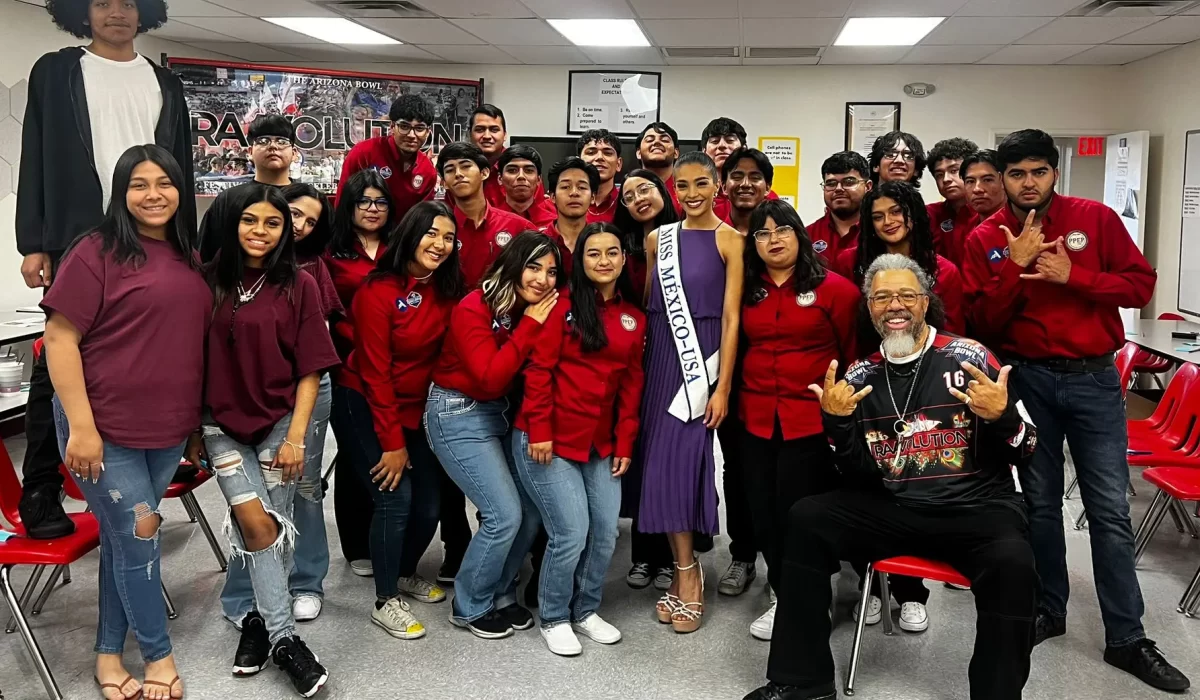 La liga de Ciudadanos Latinoamericanos Unidos (LULAC) fue creada en 1929 en Corpus Christi, Texas, por tres organizaciones mexicoamericanas